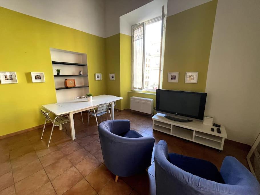 Loft Storico In Pieno Centro! Apartment Livorno Ngoại thất bức ảnh
